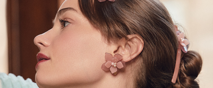 Bijoux fantaisie Broches et boucles d oreilles de luxe