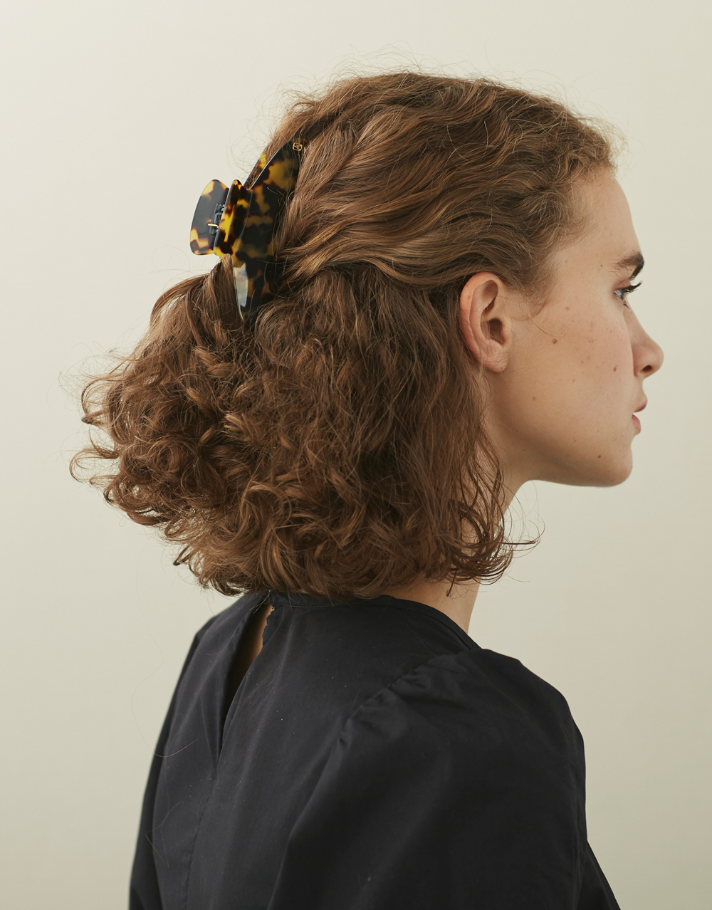 Alexandre de Paris large acetate hair jaw clip