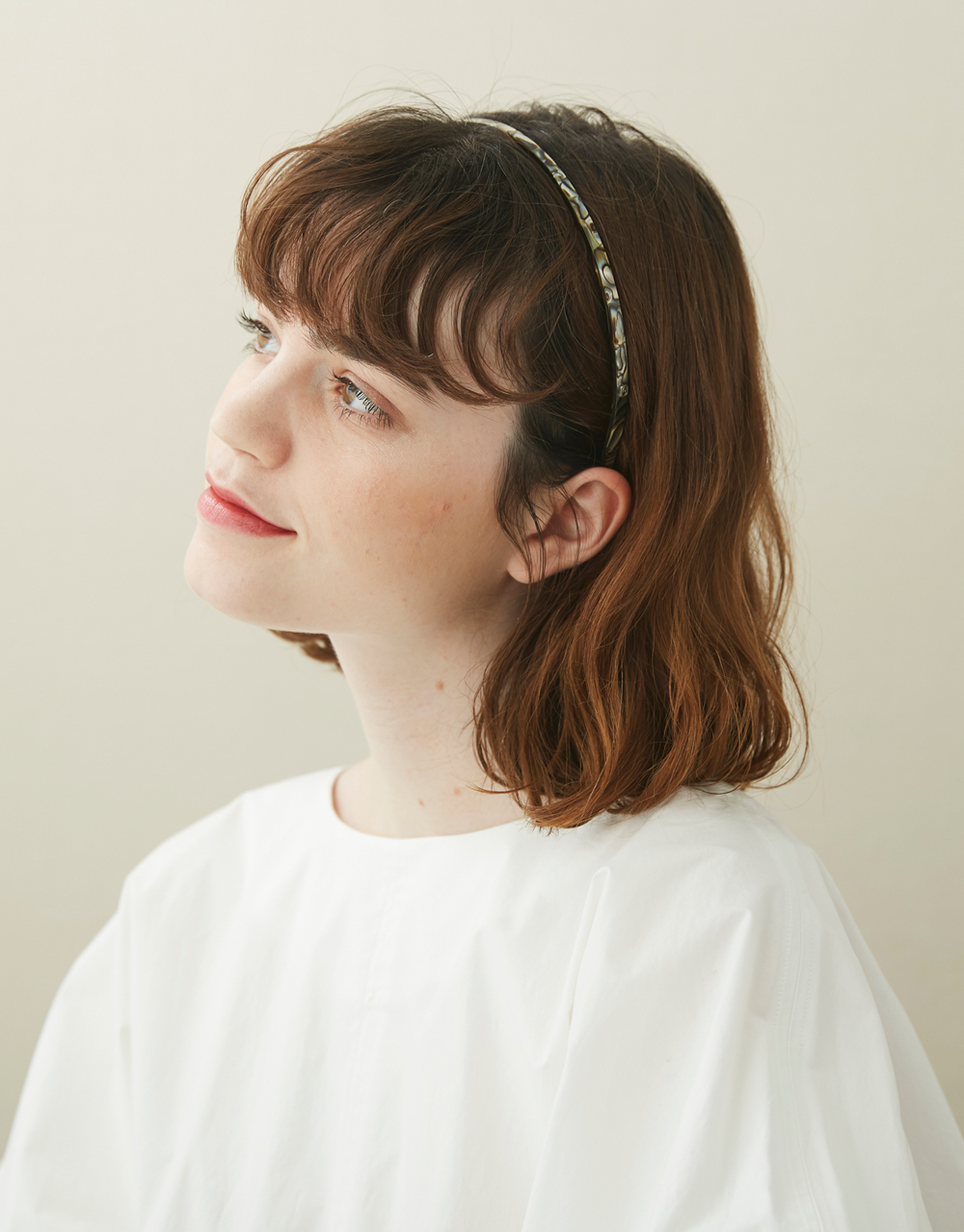 ALEXANDRE DE PARIS カチューシャ ベッコウ 幅1.5cm LOUVRE Blond marble Prix : 49,00 $US - Alexandre de Paris E-shop